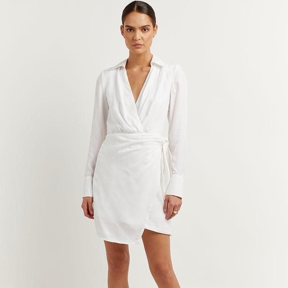 DISSH Dresses & Skirts - NWOT Dissh Sasha Mini Wrap Dress 2 (0) AU 6 EU 34